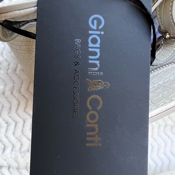 NWT Gianni Conti Cream Handbag - Picture 15 of 15